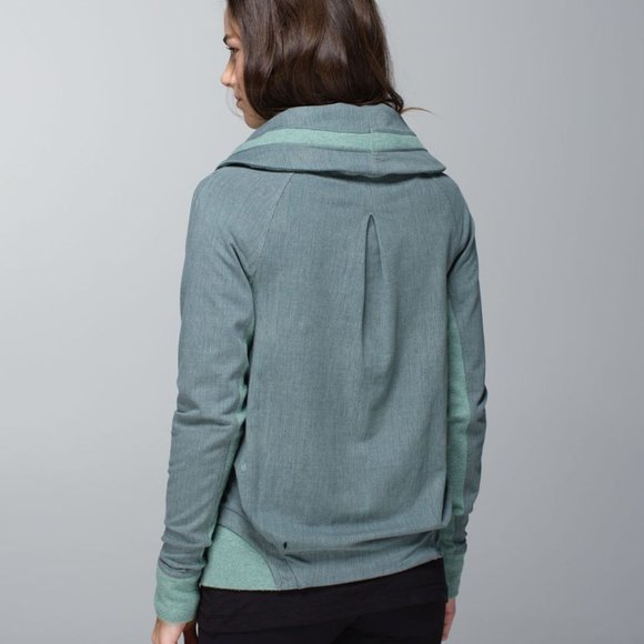 Lululemon To Class Button Down Jacket Wee Stripe Silver Spoon 4 - Picture 5 of 16